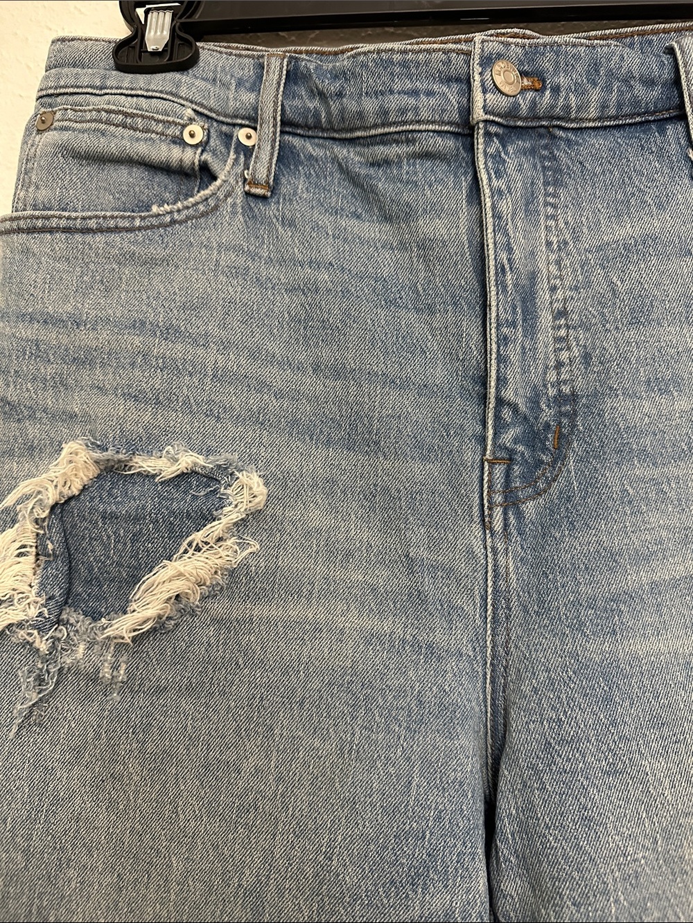Madewell Cotton Cropped High Rise Jeans - Picture 4 of 9